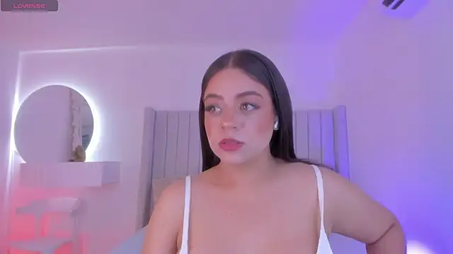 sarah-bonneth online show from 15, 9, 2025