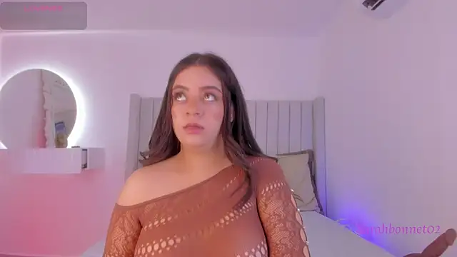 sarah-bonneth online show from 22, 9, 2025