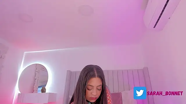 sarah-bonneth online show from 30, 11, 2025