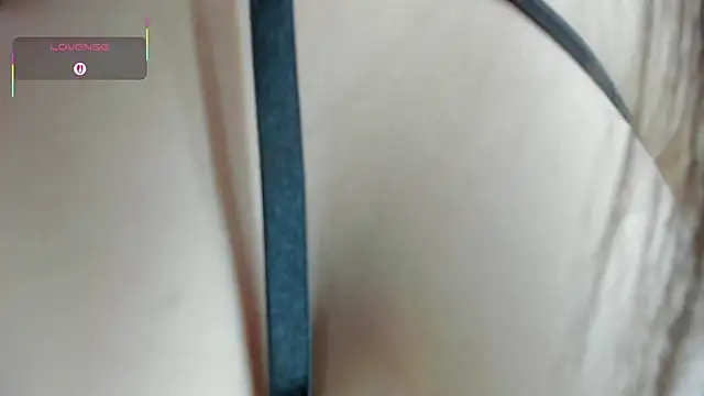 sarah-bonneth online show from 12, 9, 2025