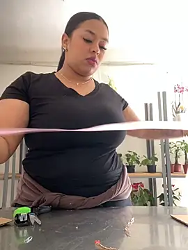 PUSHYLATE online show from 7, 1, 2026