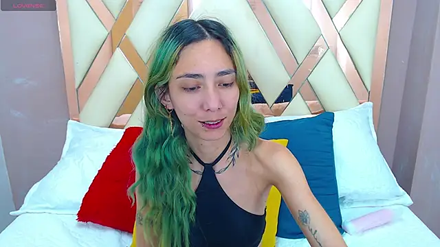 Erika Stevens online show from 29, 11, 2025