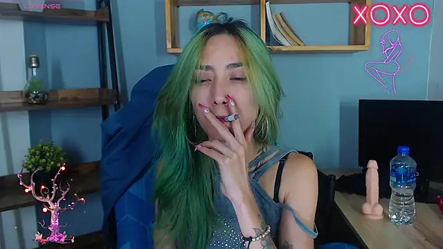 Erika Stevens online show from 22, 10, 2025