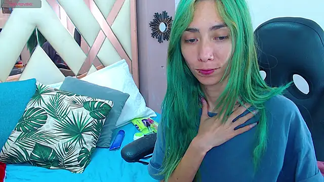 Erika Stevens online show from 11, 9, 2025