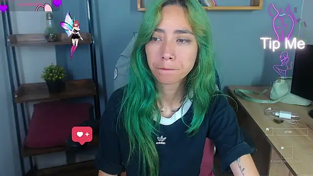 Erika Stevens online show from 15, 9, 2025