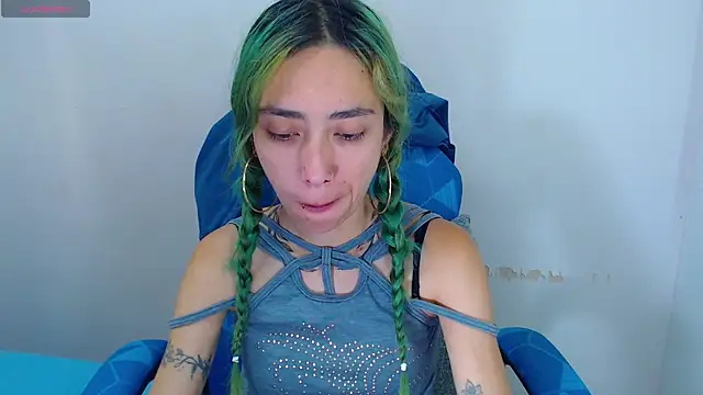 Erika Stevens online show from 12, 10, 2025