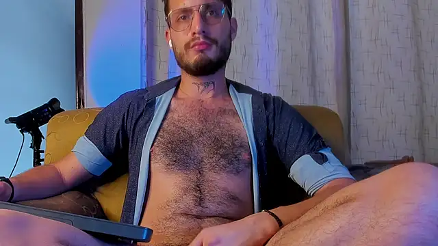 axel giracr online show from 9, 3, 2025