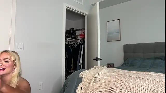 ElenaErickson online show from 10, 11, 2025