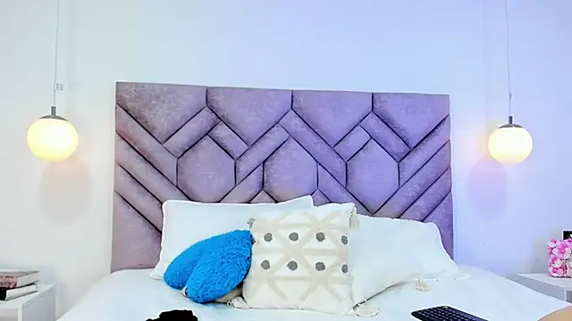 Liinda Saenz online show from 28, 5, 2026