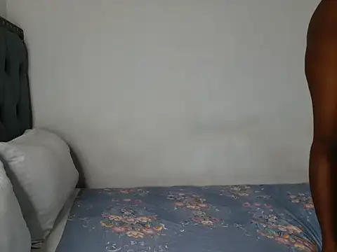 Snapshot of FaeMDom2 chatting on 18, 1, 2025 FaeMDom2 online show from 18, 1, 2025