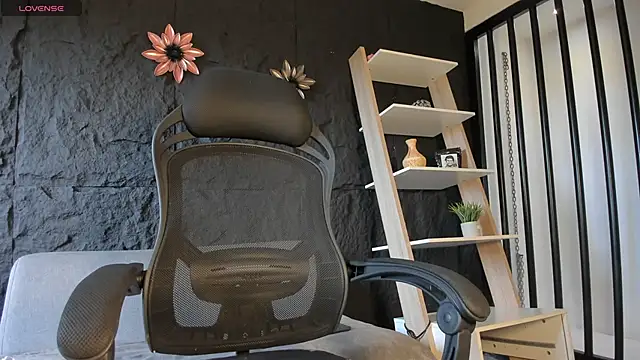 JacksonMuller  online show from 5, 12, 2025