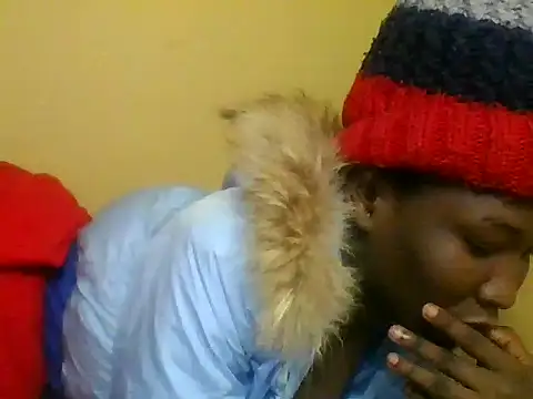 Snapshot of just_nala chatting on 5, 10, 2025 just nala online show from 5, 10, 2025