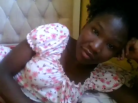 Snapshot of just_nala chatting on 10, 11, 2025 just nala online show from 10, 11, 2025