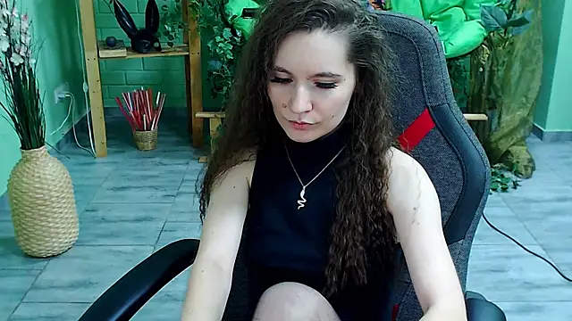 Miss Barbara  online show from 17, 3, 2025