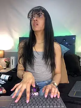 valentinabaez online show from 19, 9, 2025