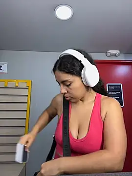 Nathcurly  online show from 5, 3, 2025