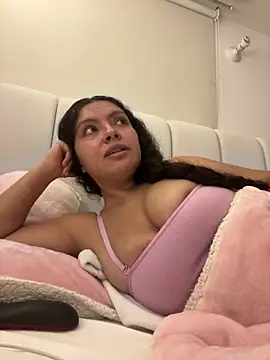 Nathcurly  online show from 7, 10, 2025