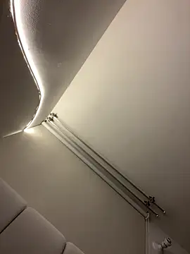 Nathcurly  online show from 1, 10, 2025