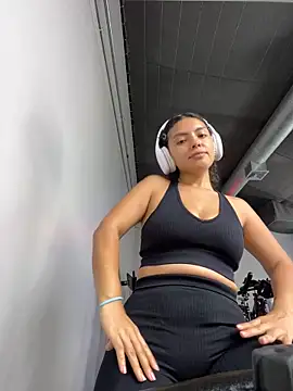 Nathcurly  online show from 19, 2, 2025