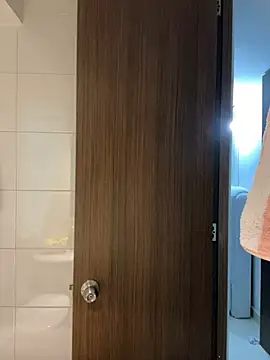 Nathcurly  online show from 22, 2, 2025