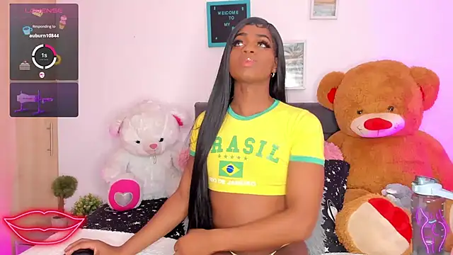 Snapshot of Tayssa_Maravilh chatting on 5, 3, 2025 Tayssa Maravilh online show from 5, 3, 2025