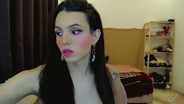 Snapshot of Sophie_Fantasys chatting on 6, 2, 2026 Sophie Fantasys online show from 6, 2, 2026