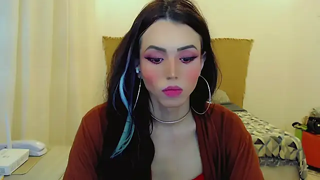 Sophie Fantasys online show from 13, 12, 2025