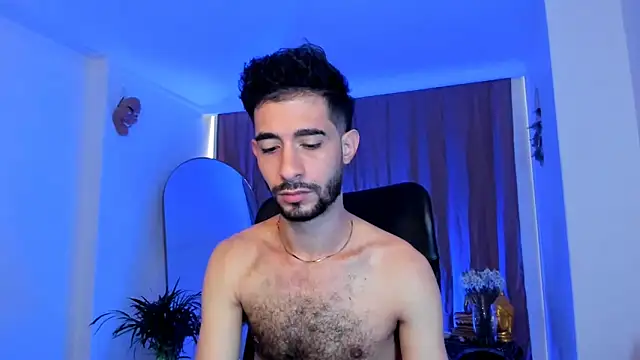 Snapshot of Your__hero1 chatting on 6, 11, 2025 Your hero1 online show from 6, 11, 2025