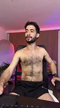 Snapshot of Your__hero1 chatting on 29, 11, 2025 Your hero1 online show from 29, 11, 2025