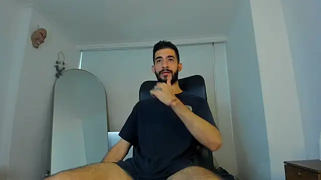 Snapshot of Your__hero1 chatting on 26, 9, 2025 Your hero1 online show from 26, 9, 2025