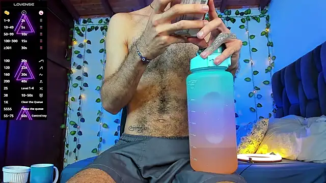 Snapshot of Your__hero1 chatting on 17, 3, 2025 Your hero1 online show from 17, 3, 2025