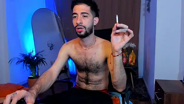 Snapshot of Your__hero1 chatting on 14, 11, 2025 Your hero1 online show from 14, 11, 2025