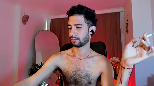 Snapshot of Your__hero1 chatting on 28, 10, 2025 Your hero1 online show from 28, 10, 2025