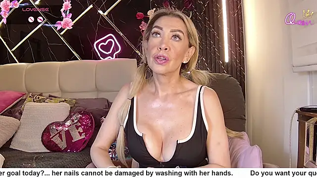 EvelinaGrey online show from 15, 5, 2026