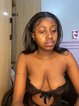 hot daily online show from 4, 10, 2025