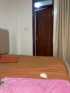 hot daily online show from 8, 3, 2026