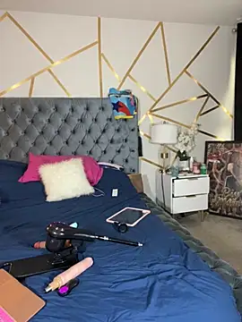 MakeMeCumAsia online show from 15, 4, 2026