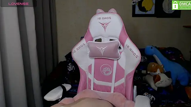 LeahGottty online show from 10, 12, 2024