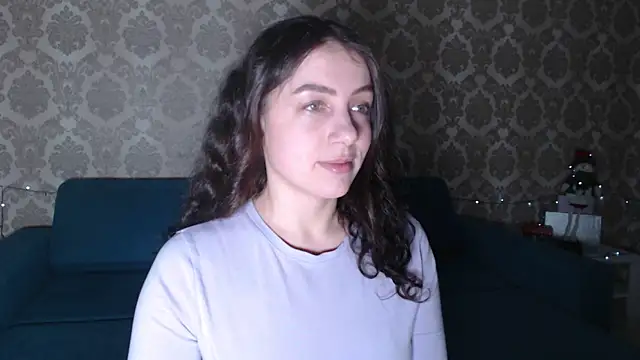 Louise Lavender online show from 28, 12, 2024