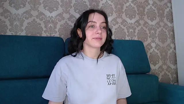 Louise Lavender online show from 15, 3, 2025