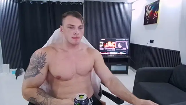 Snapshot of YourHotGreg chatting on 9, 7, 2026 YourHotGreg online show from 9, 7, 2026