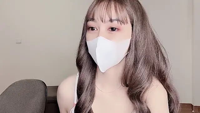 Mono-Stewardesss online show from 25, 2, 2025