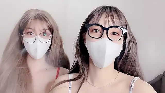 Mono-Stewardesss online show from 7, 12, 2024