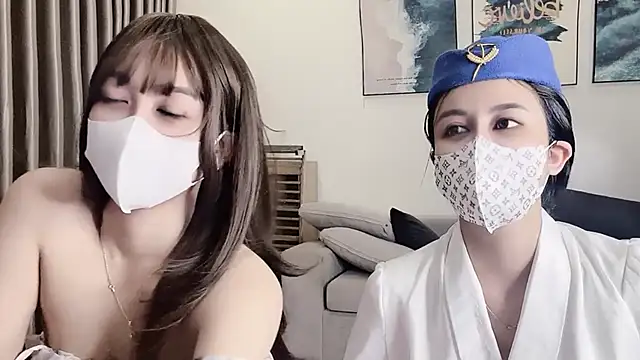 Mono-Stewardesss online show from 20, 9, 2025