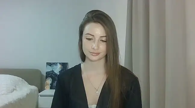 Jule Helen online show from 24, 2, 2025