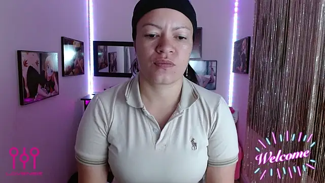 Cristal w online show from 13, 9, 2025