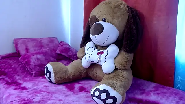 Snapshot of Cristal_w chatting on 13, 2, 2026 Cristal w online show from 13, 2, 2026