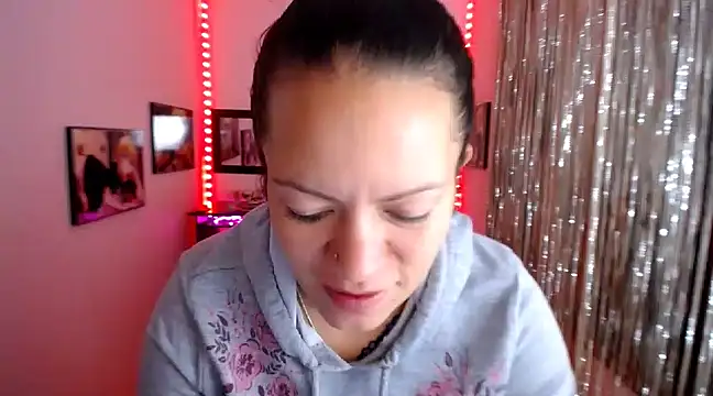 Cristal w online show from 20, 3, 2025