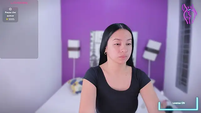 Snapshot of Lila_Pinky chatting on 8, 10, 2025 Lila Pinky online show from 8, 10, 2025