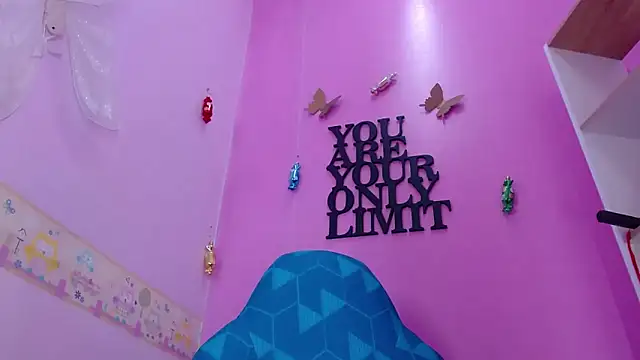 Snapshot of Lila_Pinky chatting on 19, 3, 2025 Lila Pinky online show from 19, 3, 2025